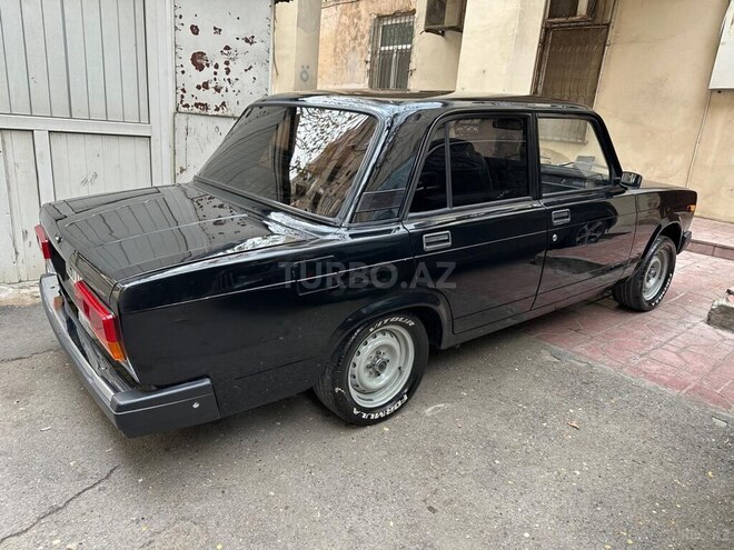 LADA (VAZ) 2107-4