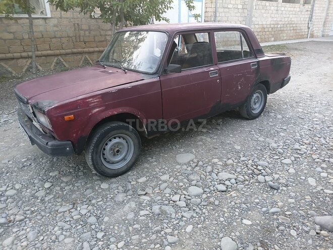 LADA (VAZ) 2107-5