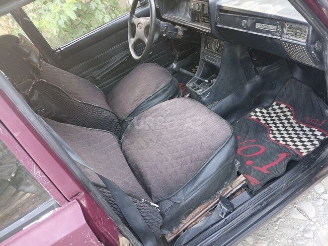 LADA (VAZ) 2107-10