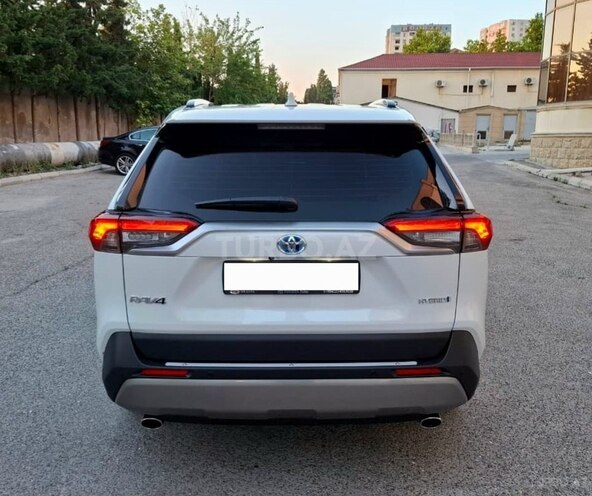 Toyota RAV4-2