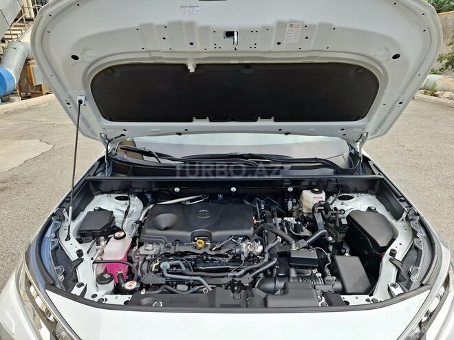 Toyota RAV4-21
