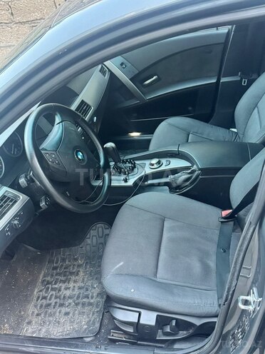 BMW 530-3