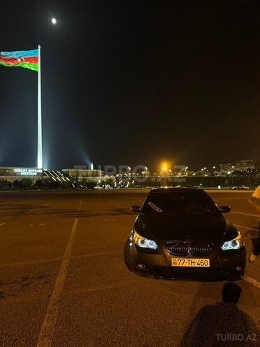 BMW 530-8
