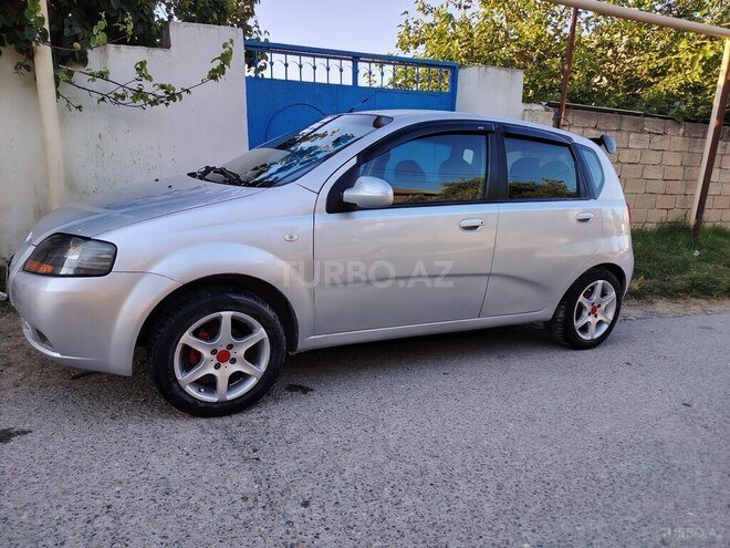 Chevrolet Aveo-4