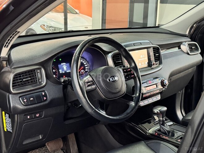 Kia Sorento-22