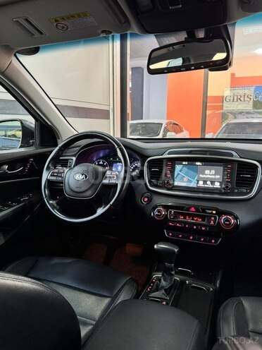 Kia Sorento-29
