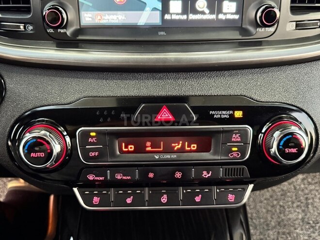 Kia Sorento-40