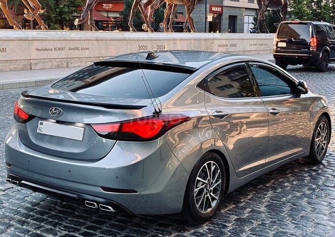 Hyundai Avante-6