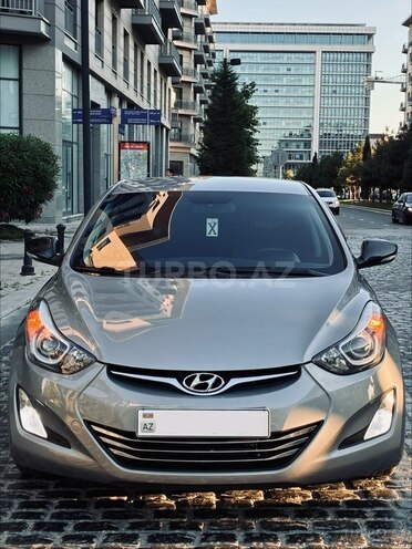Hyundai Avante-2
