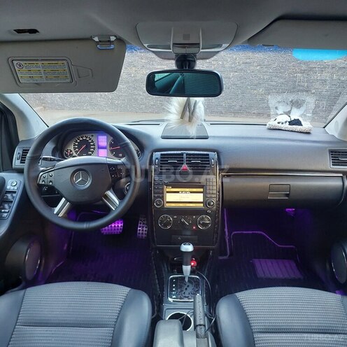 Mercedes B 170-2