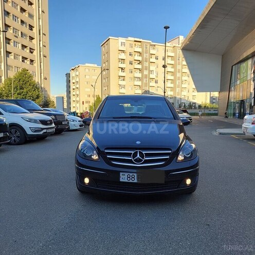 Mercedes B 170-5