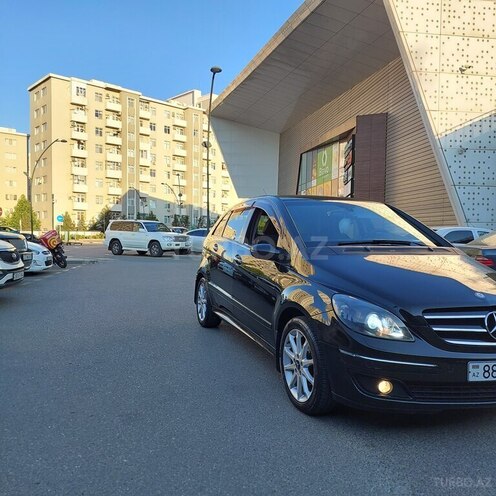 Mercedes B 170-16