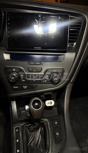 Kia Optima-15