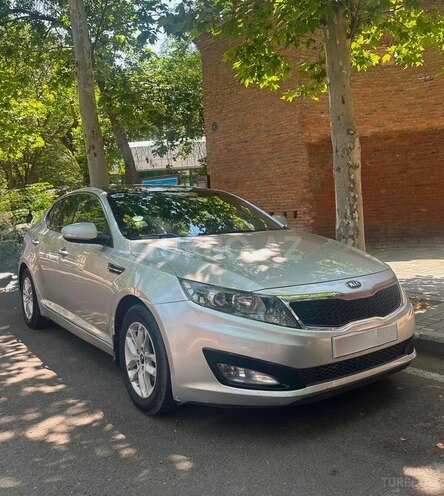 Kia Optima-1