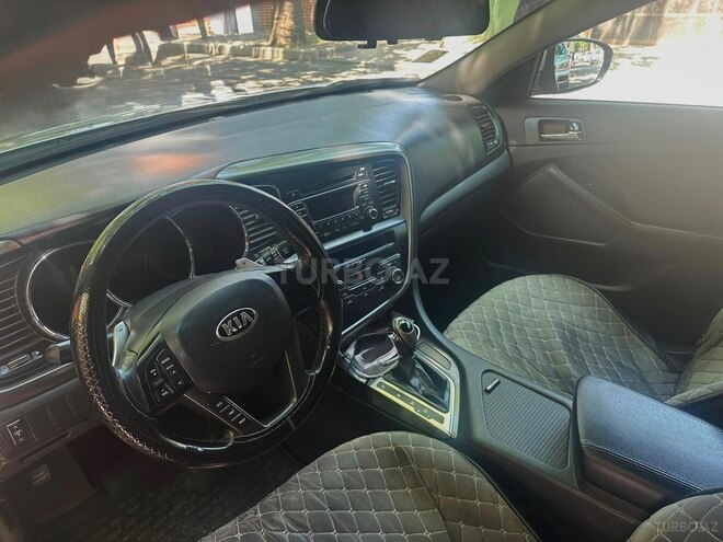 Kia Optima-5