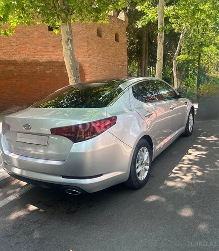 Kia Optima-2