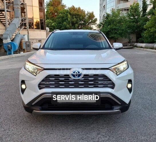 Toyota RAV4-1