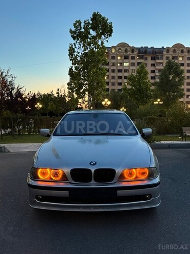 BMW 530-1