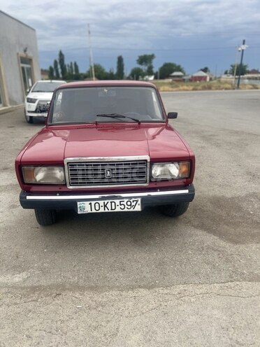 LADA (VAZ) 2107-15