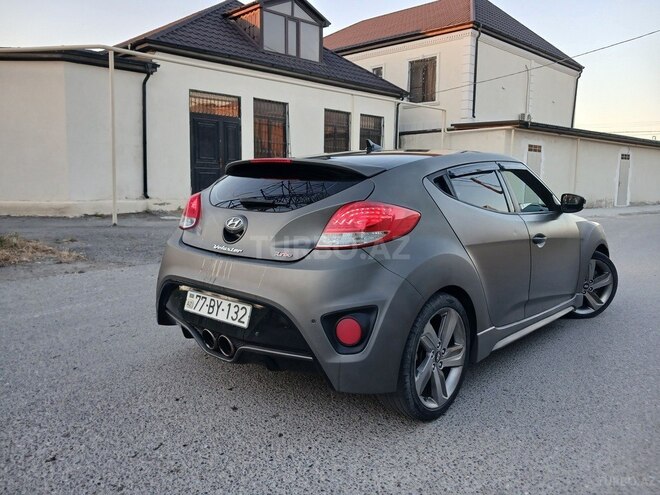 Hyundai Veloster-8