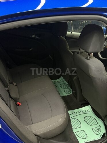 Chevrolet Cruze-6