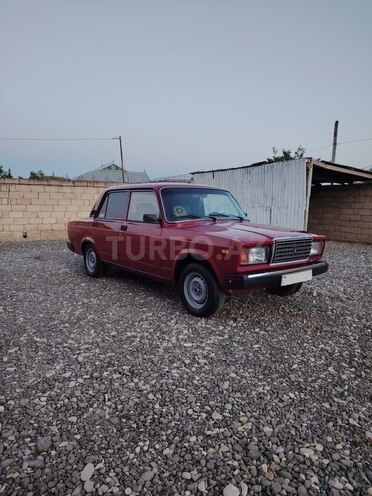 LADA (VAZ) 2107-1