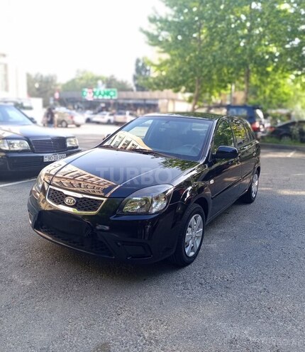 Kia Rio-2