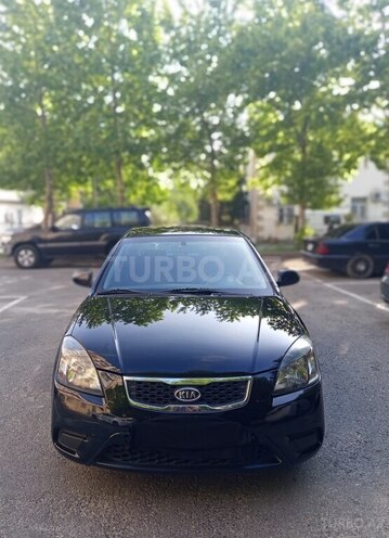 Kia Rio-1