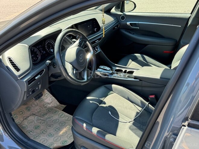 Hyundai Sonata-4