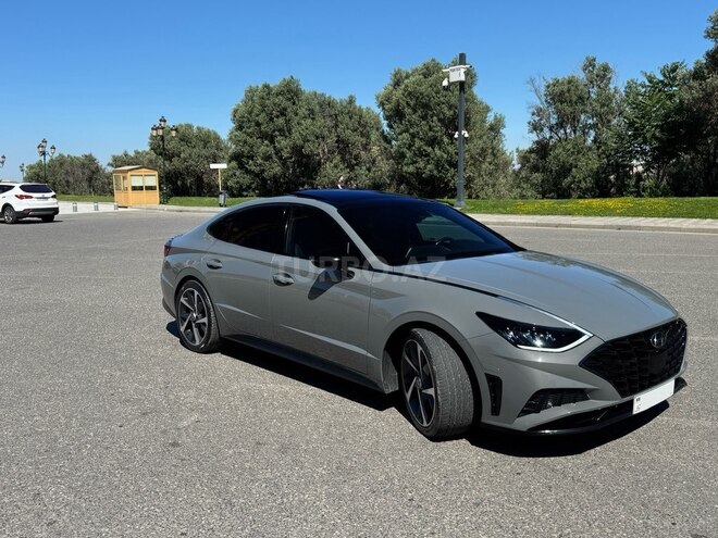 Hyundai Sonata-2