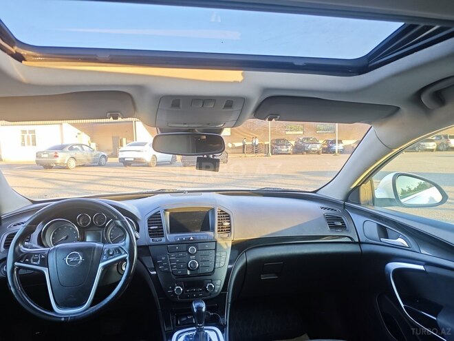 Opel Insignia-12