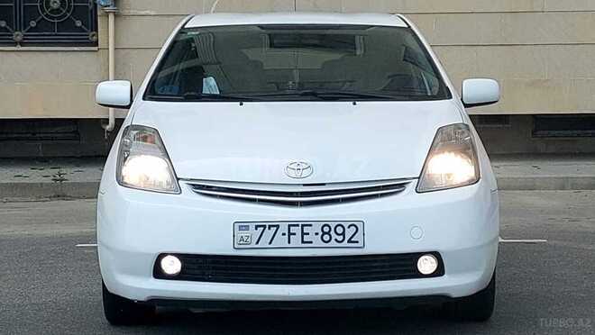 Toyota Prius-1