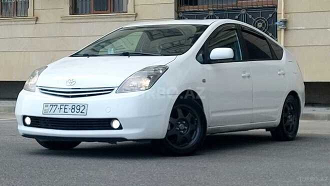 Toyota Prius-7