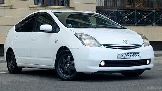 Toyota Prius-2