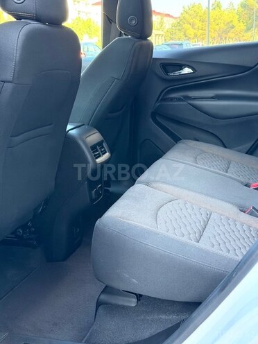 Chevrolet Equinox-8