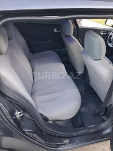 Renault Megane-6