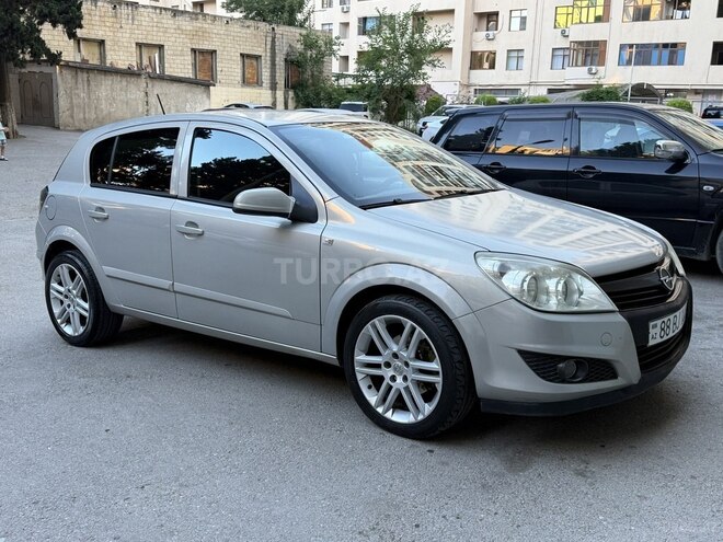 Opel Astra-2