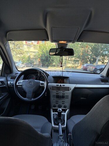 Opel Astra-10