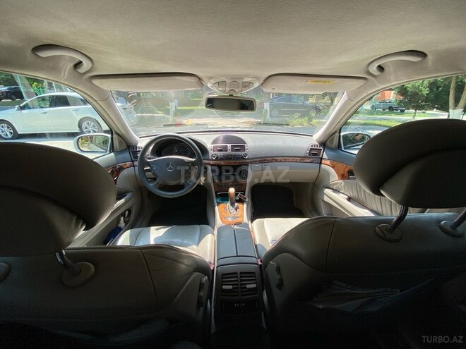 Mercedes E 320-6