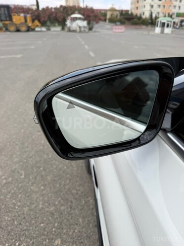 BMW 530-11