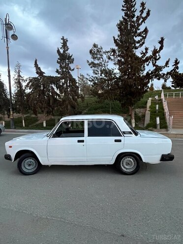 LADA (VAZ) 2107-4