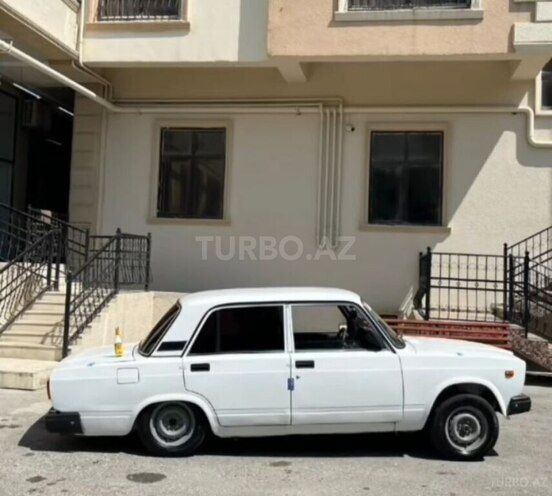 LADA (VAZ) 2107-5