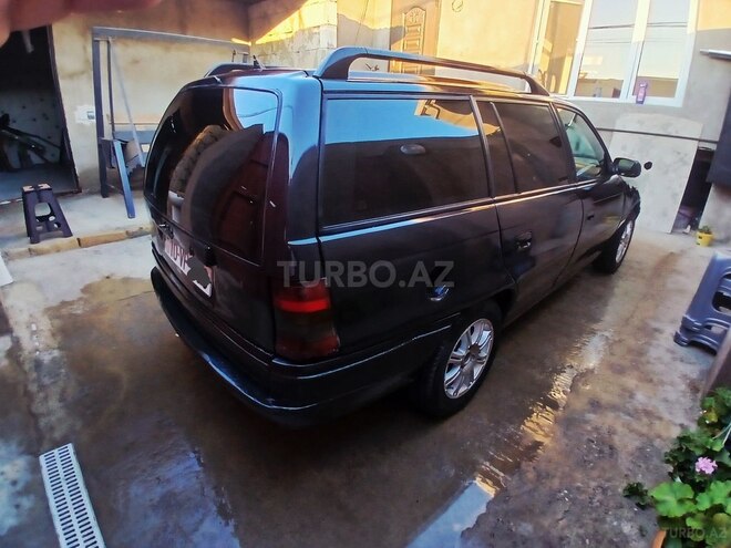 Opel Astra-2
