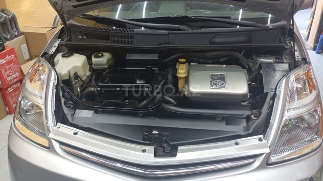 Toyota Prius-9