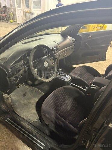 Volkswagen Passat-7