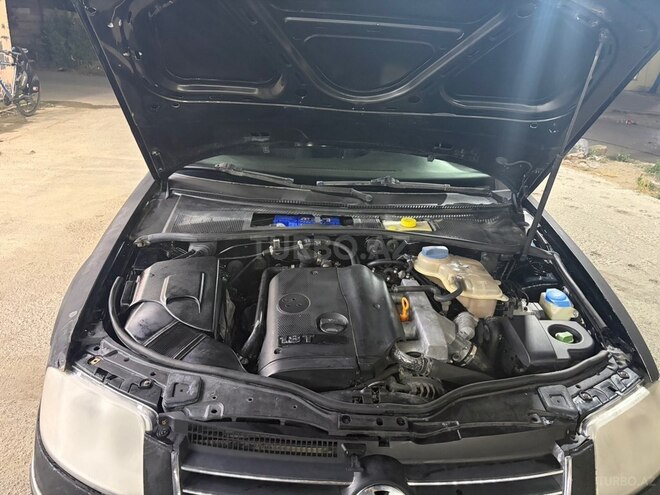 Volkswagen Passat-11