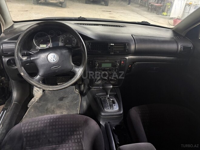 Volkswagen Passat-9