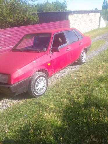 LADA (VAZ) 21099-2