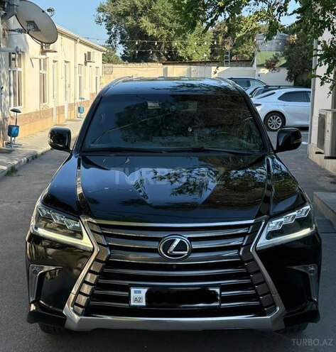 Lexus LX 450d-1