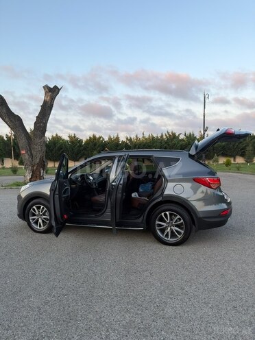 Hyundai Santa Fe-9